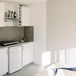 Cozy Et Moderne Dans A